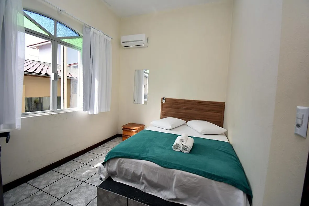 Pousada do Betão - Guarda do Embaú Palhoça Casa de Férias